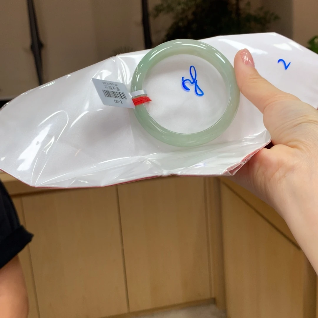 未镶嵌手镯翡翠不退不换