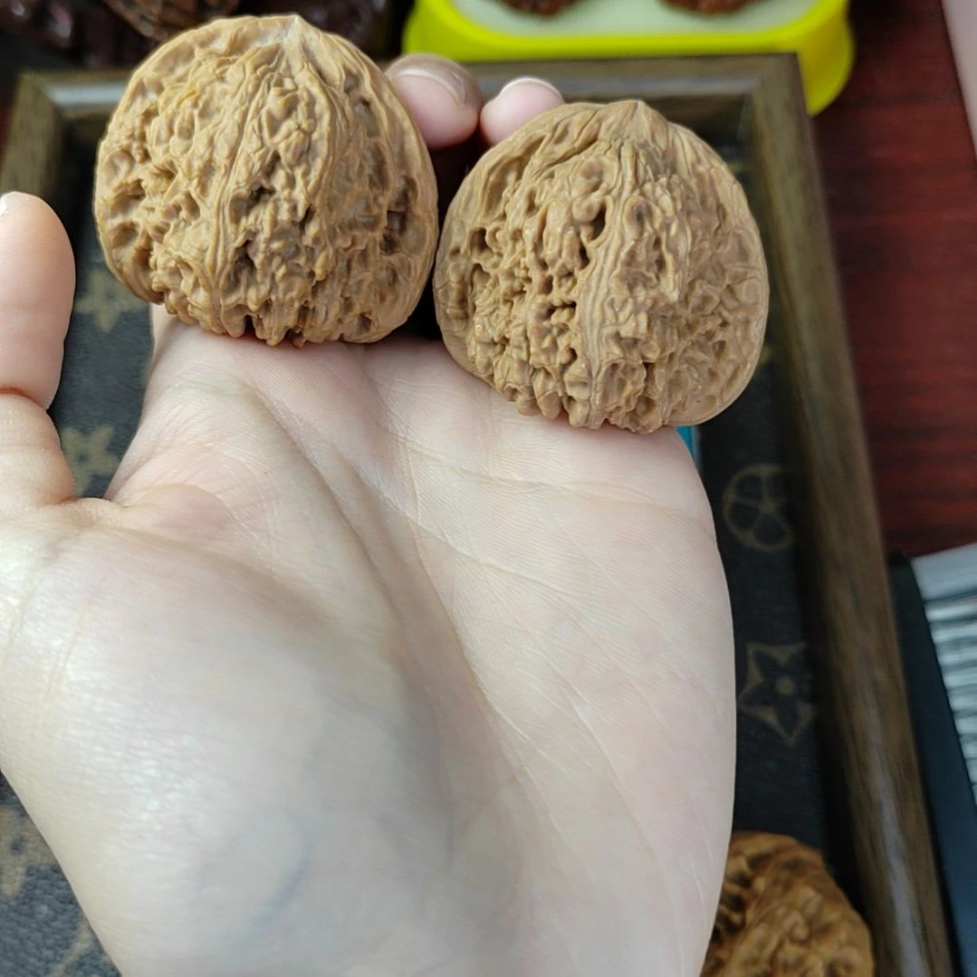 文玩核桃吊坠南疆石