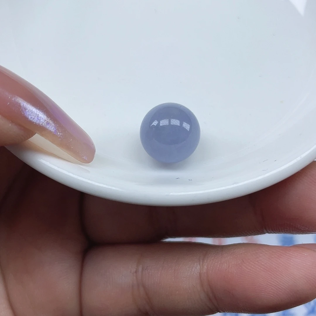 看***么翡翠散珠卡12,1颗