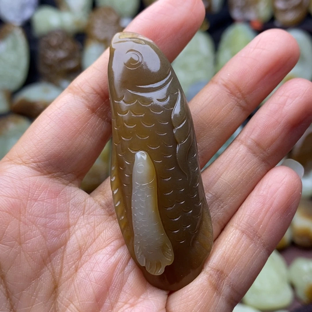 项链未镶嵌和田玉（糖玉）
