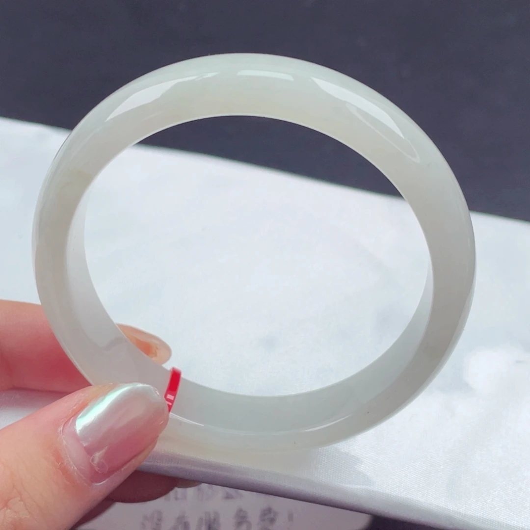 翡翠未镶嵌手镯55圈口