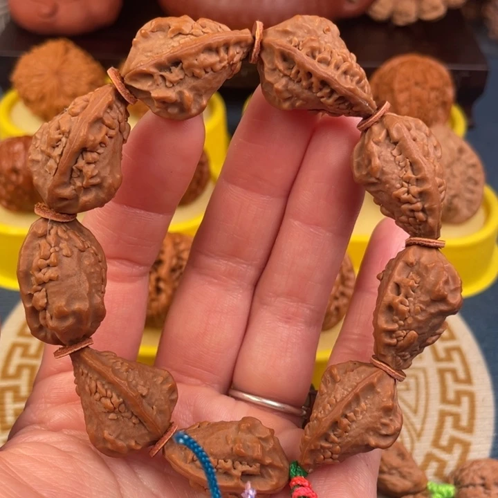 吊坠文玩核桃麒麟角手串18