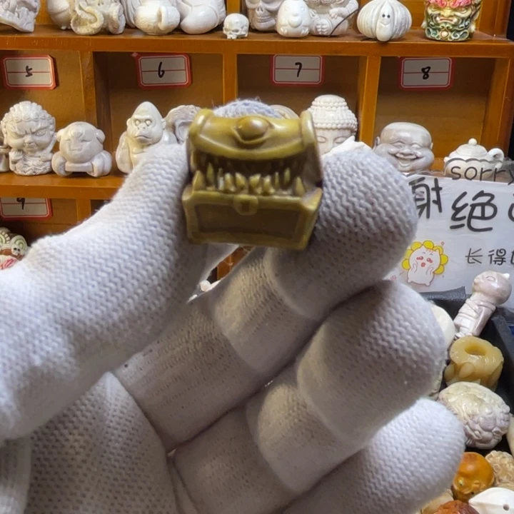皮质非金属配饰鹿角雕刻宝箱怪