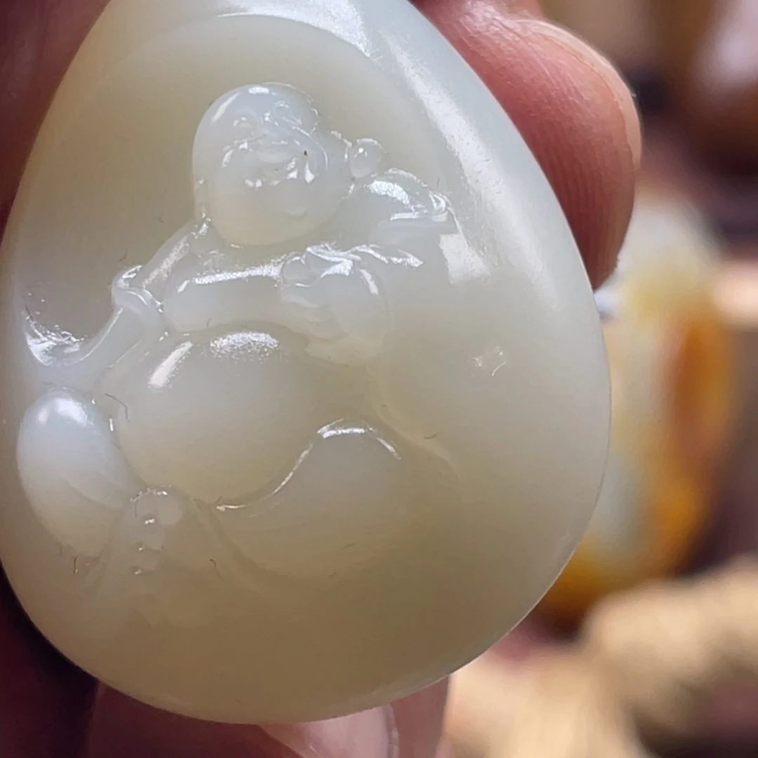 小***曦和田玉（糖玉）未镶嵌挂件