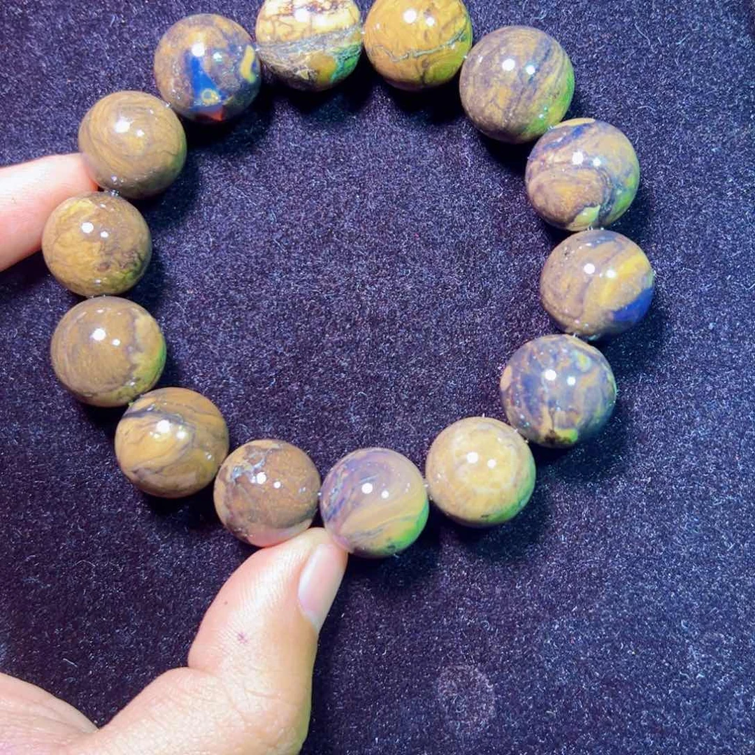 未镶嵌琥珀裸石琥珀