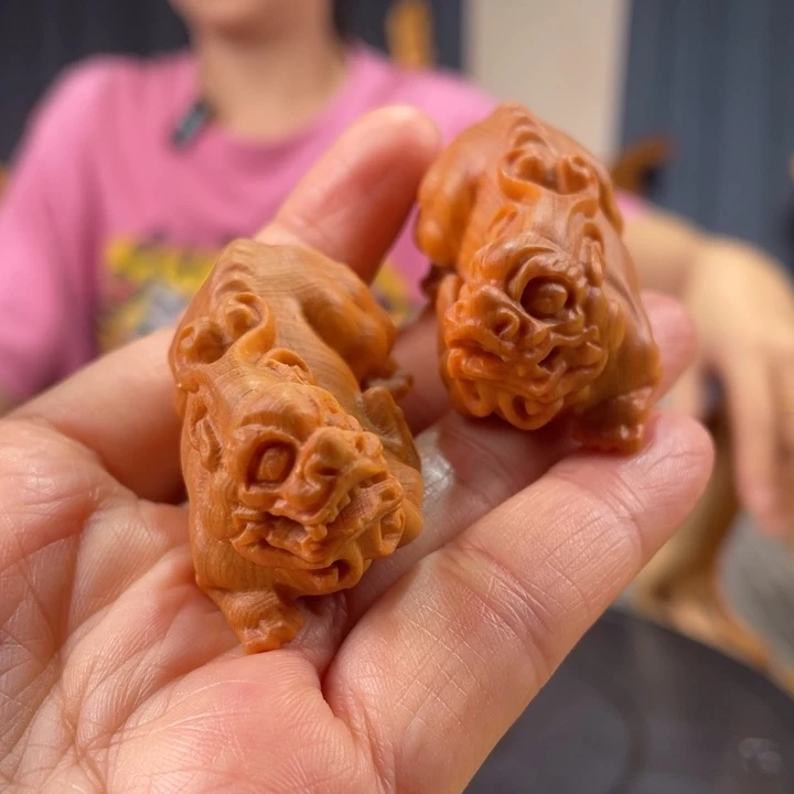 柏木（崖柏）手把件