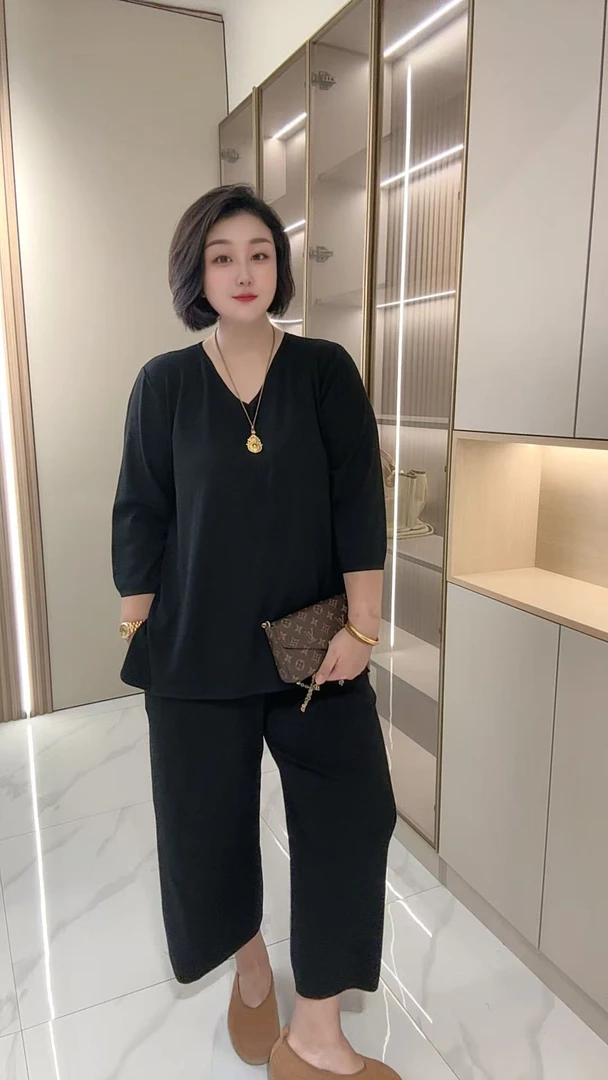 【聪姐推荐】8598慵懒风针织V领上衣阔腿裤两件套（衣长75，胸围126）
