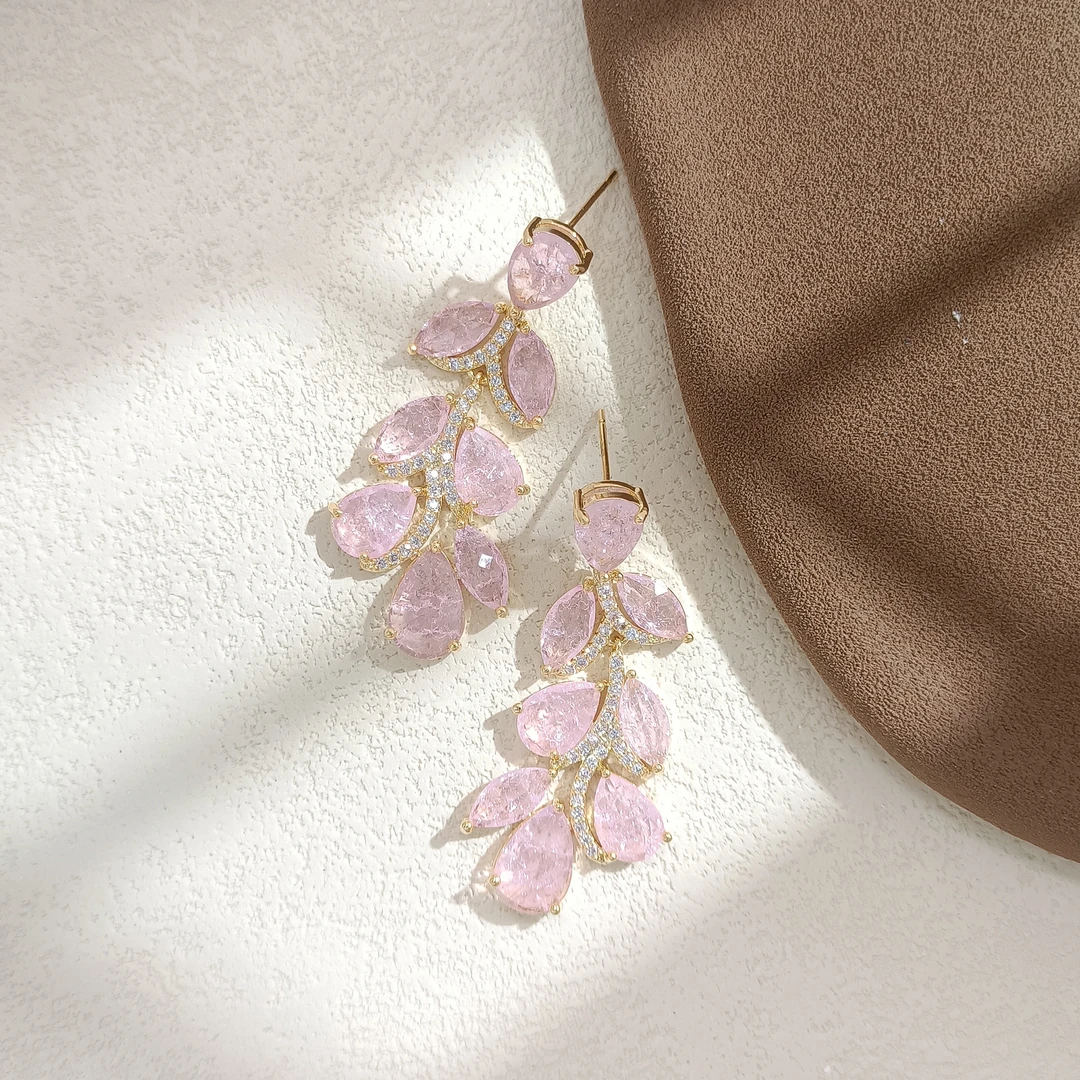 铜合金合成锆石耳饰 WYSX-002259【樱粉绮梦】耳环时尚欧美