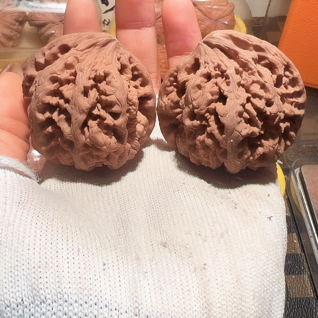 吊坠桃核大粗筋异形