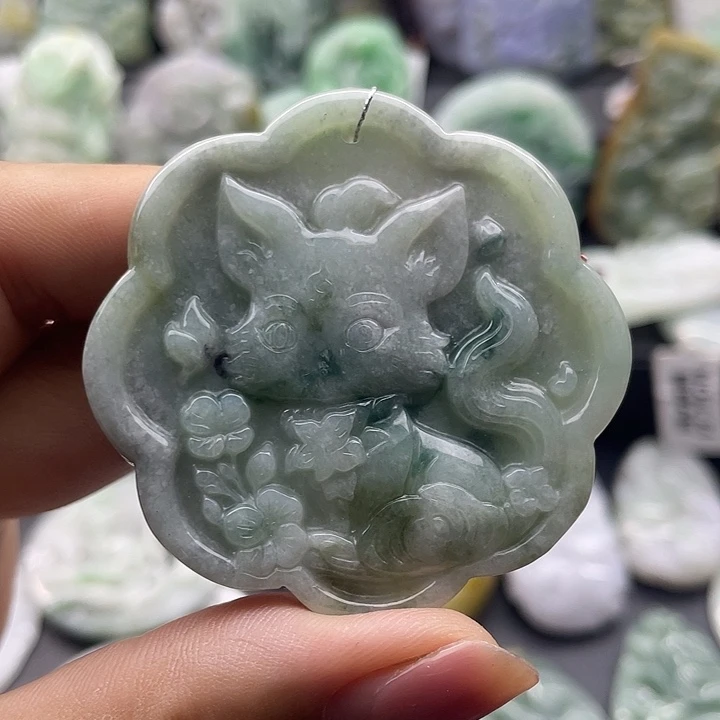 翡翠未镶嵌颈饰天然翡翠