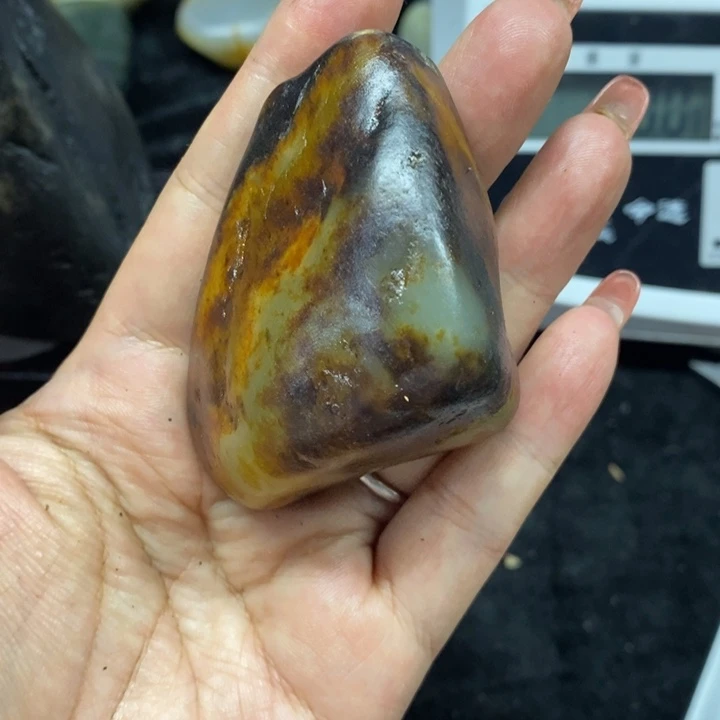 未镶嵌和田玉（糖玉）挂件