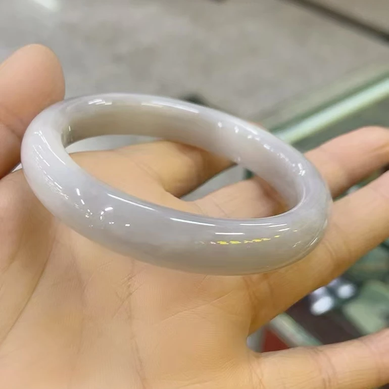 和田玉淡烟紫手镯飘花镯子