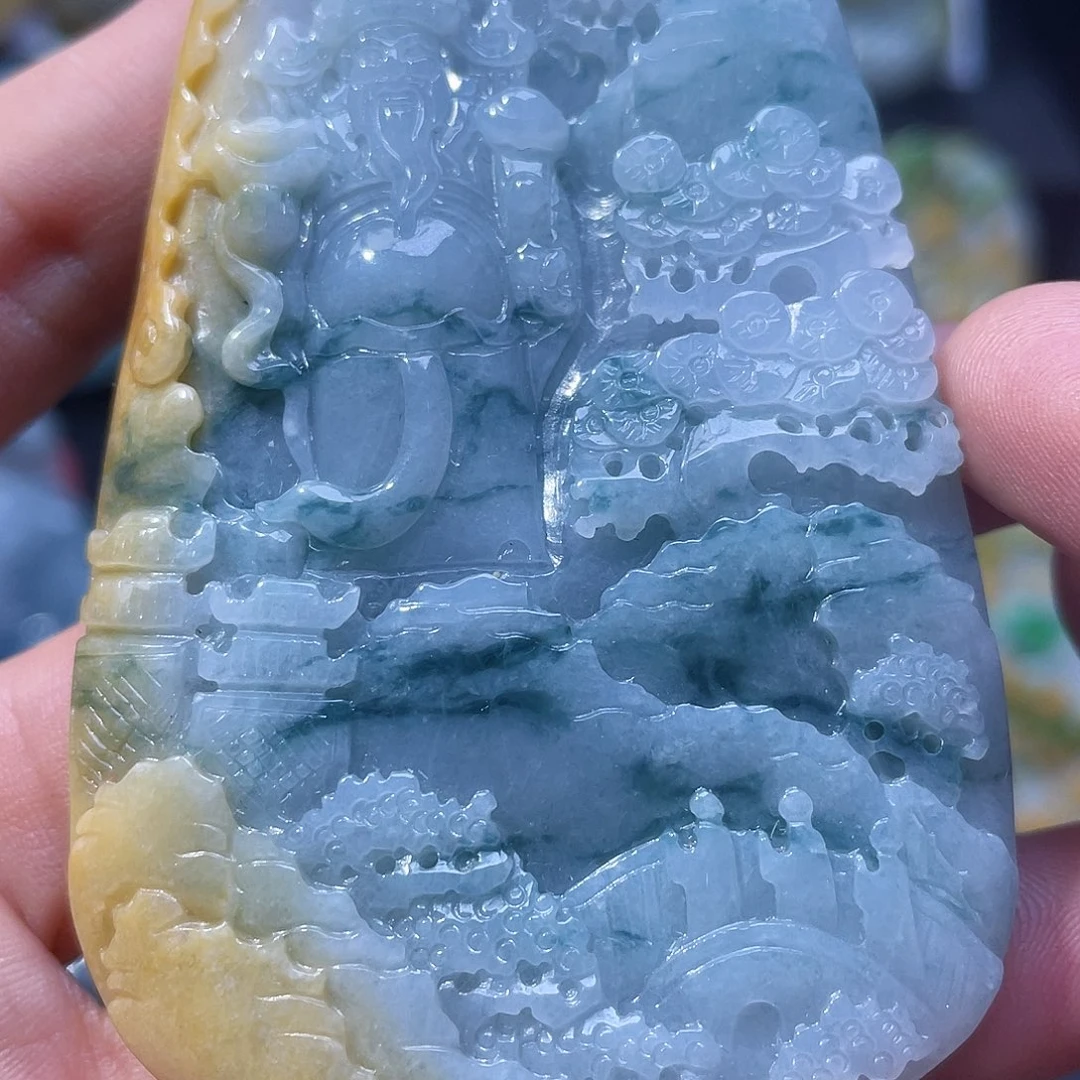 颈饰未镶嵌翡翠一个