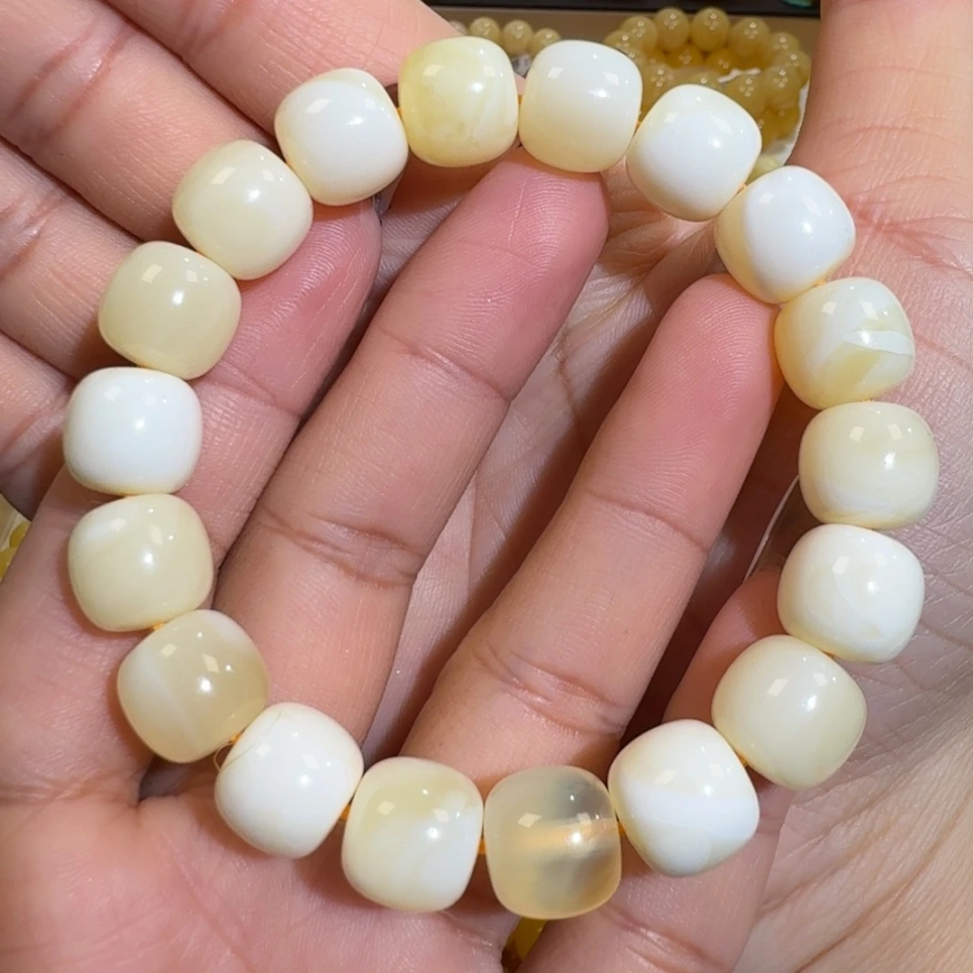 琥珀未镶嵌珠宝奇石12m焦皮同料老型白蜡手串19.5