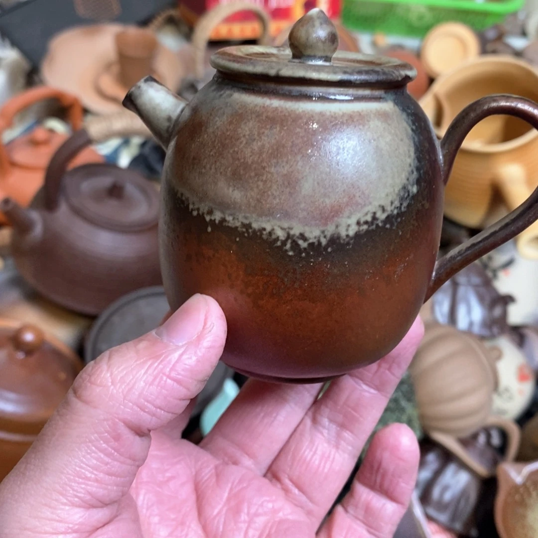 盖碗冲泡的咖啡和平进程中