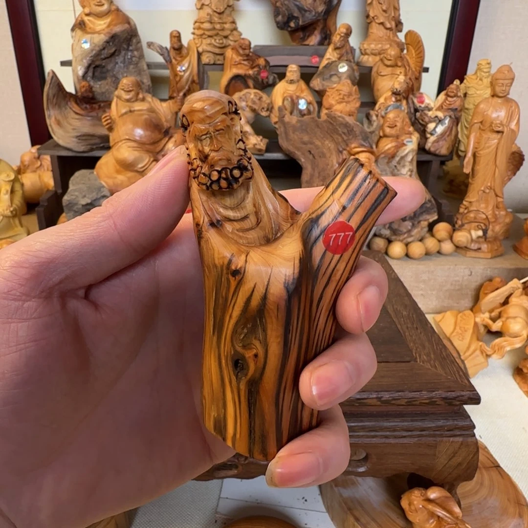 崖柏小木匠艺雕一物一拍