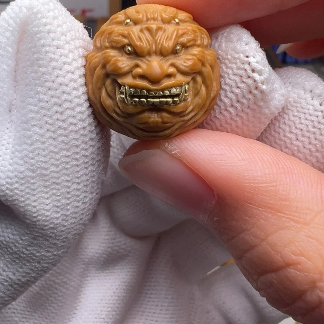 文玩核桃把件镶嵌款四目虎僧18➕尺寸全品有正常封口线