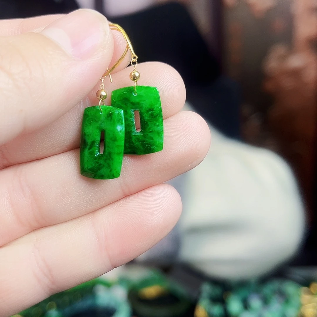 翡翠颈饰18K金镶嵌耳饰