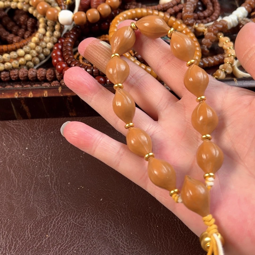 吊坠星月菩提橄榄核