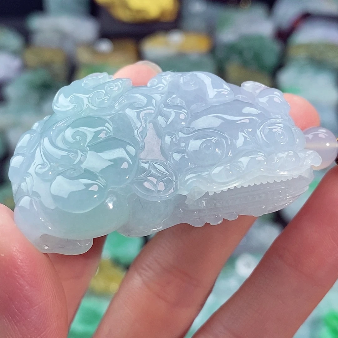 颈饰未镶嵌翡翠天然