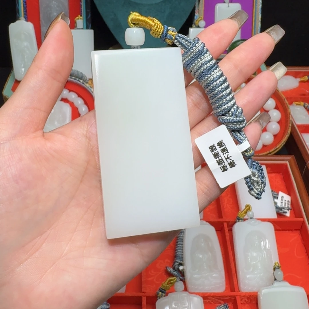 农***伟和田玉未镶嵌颈饰0033