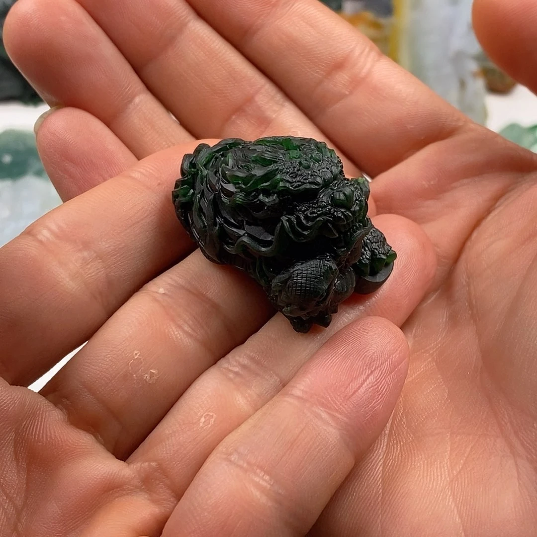 定制翡翠未镶嵌翡翠