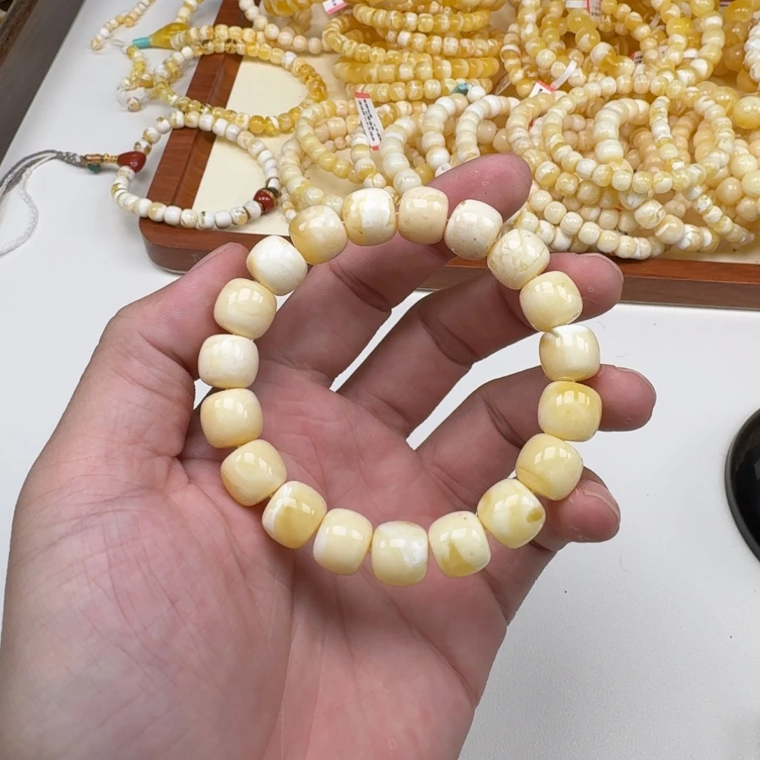 手链琥珀未镶嵌11.8mm