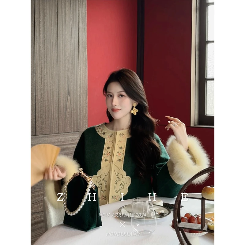 至禾Wonderland【青山媚】手工坊-100羊毛撞色刺绣双面呢大衣+半裙