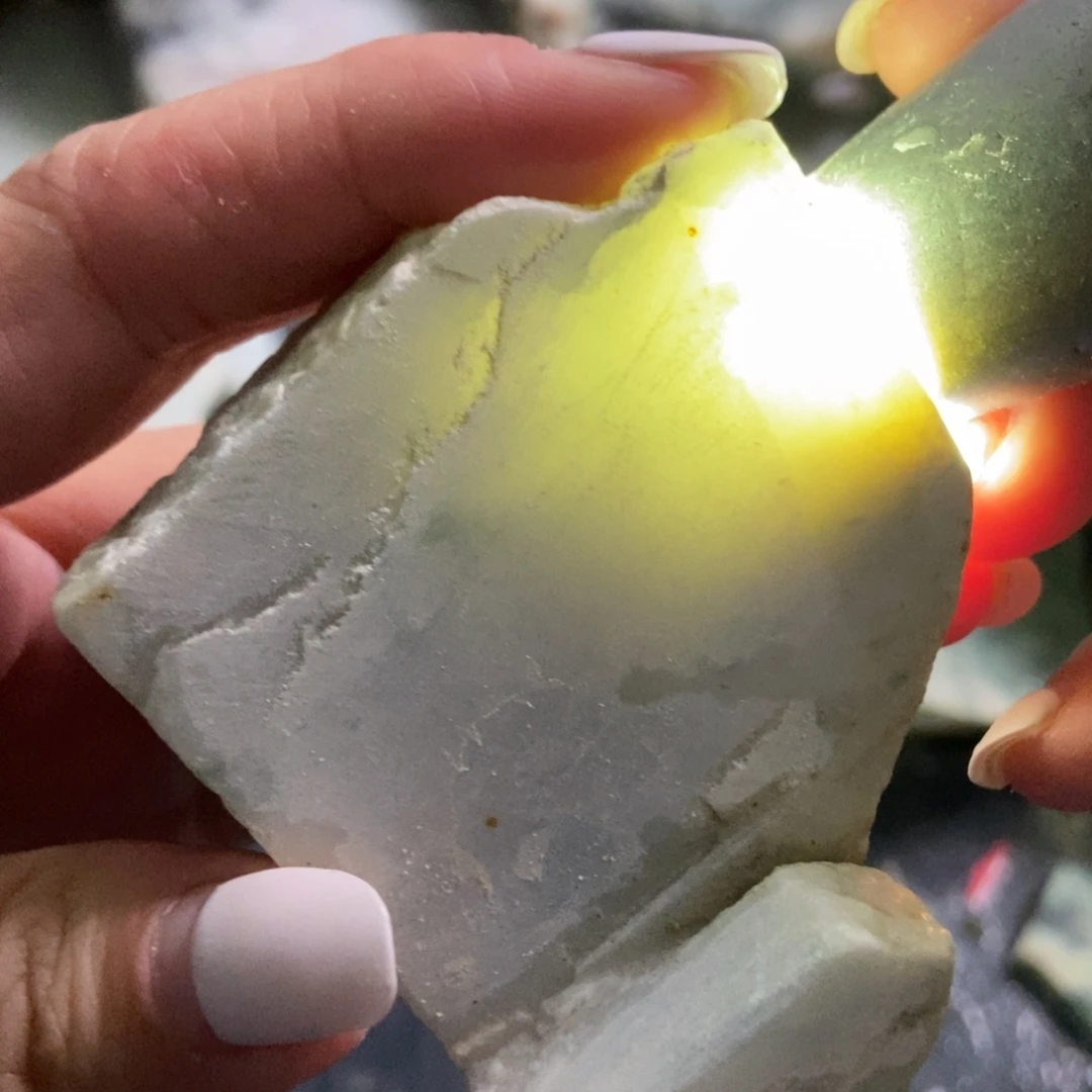 翡翠未镶嵌挂件天然翡翠