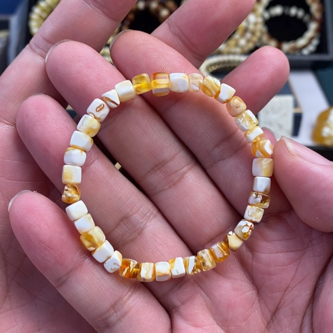 蜜蜡未镶嵌裸石方粒随心型手串