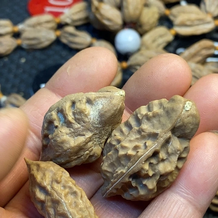 吊坠文玩核桃娜姐23