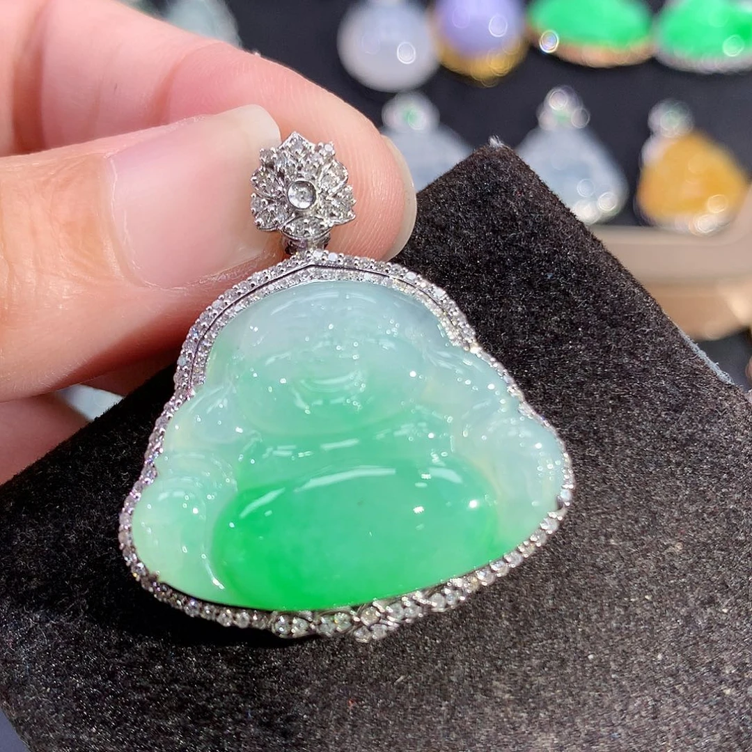 翡翠18K金镶嵌吊坠(赠链)