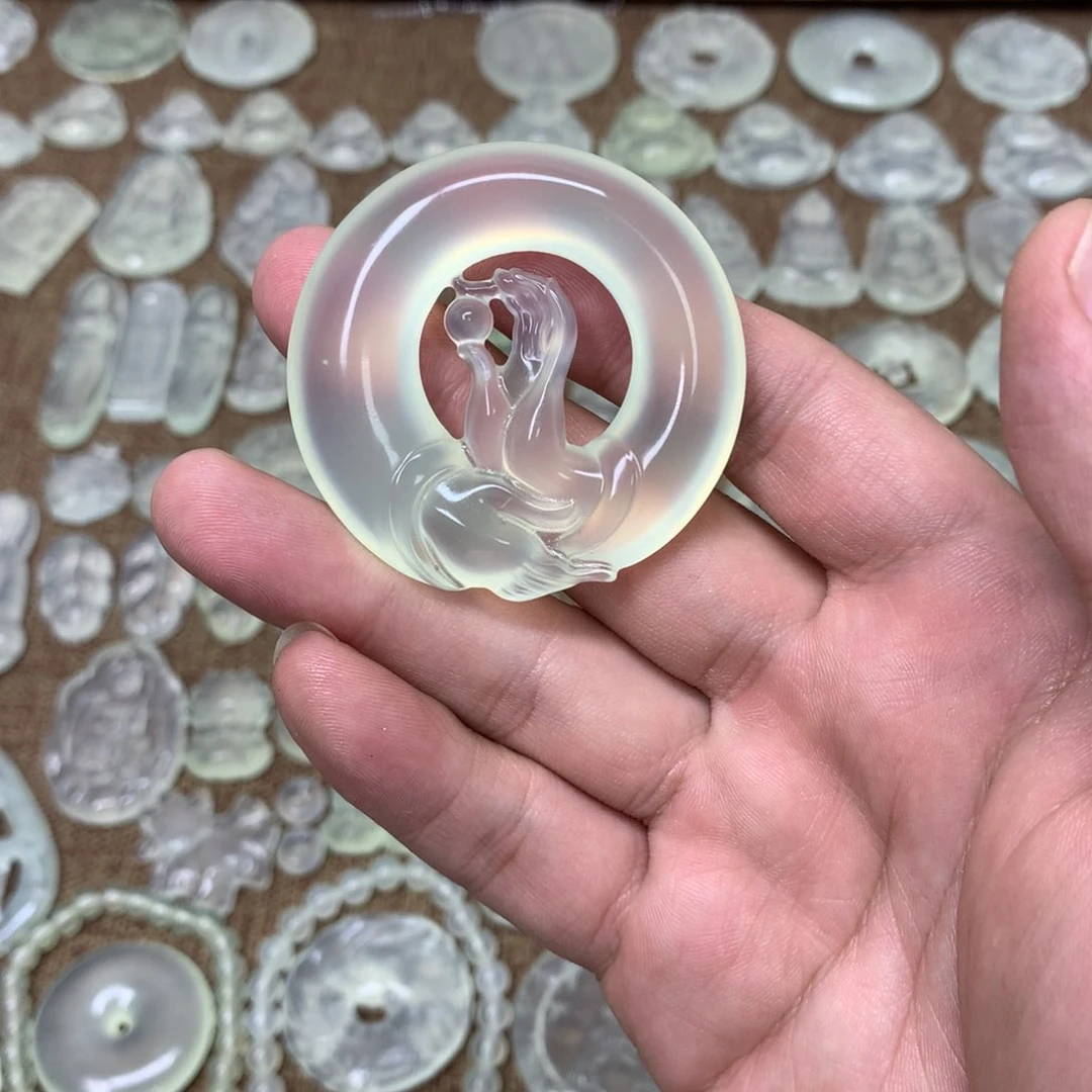 蛇纹石玉颈饰未镶嵌菲**姐