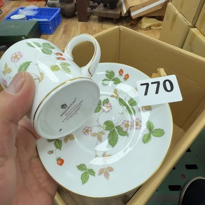瓷片工艺品摆件瓷器摆件正能量