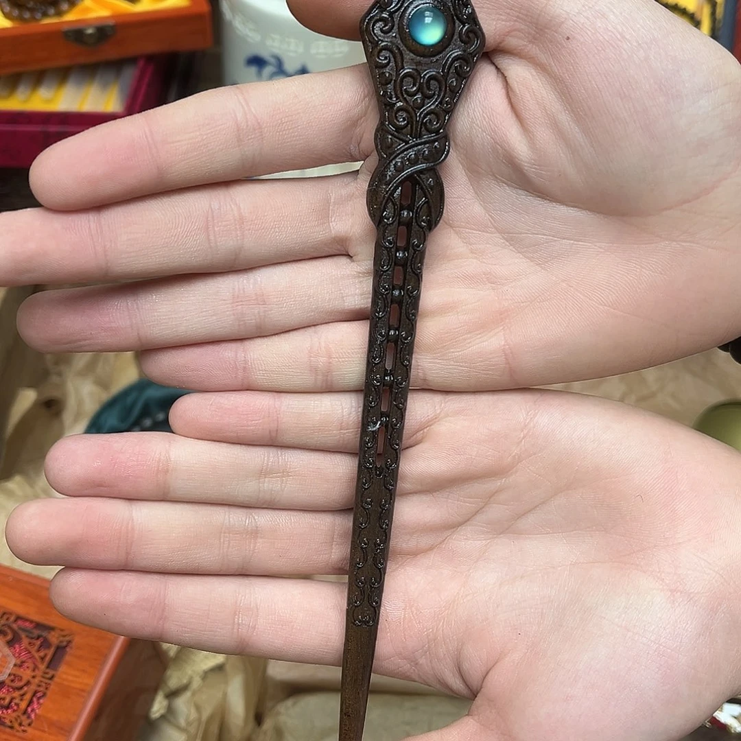 大叶紫檀（黑酸枝木类）