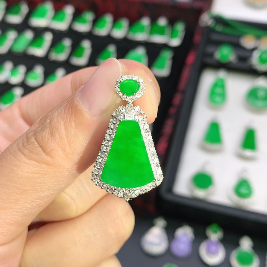 翡翠18K金镶嵌吊坠(不含链)