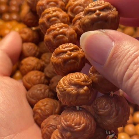 手串猴头核桃山***弯舞台