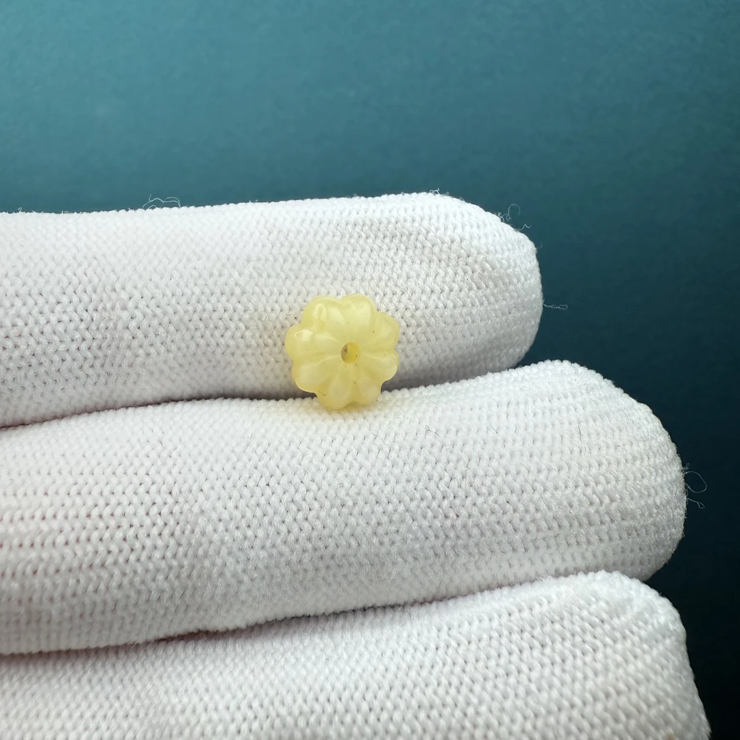 K2980天然原矿蜜蜡 瓜珠9.3*6.7mm支持复检 假一罚十