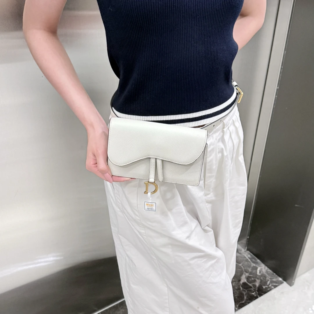 95新 DIOR/迪奥 dior奶白色金扣马鞍腰包