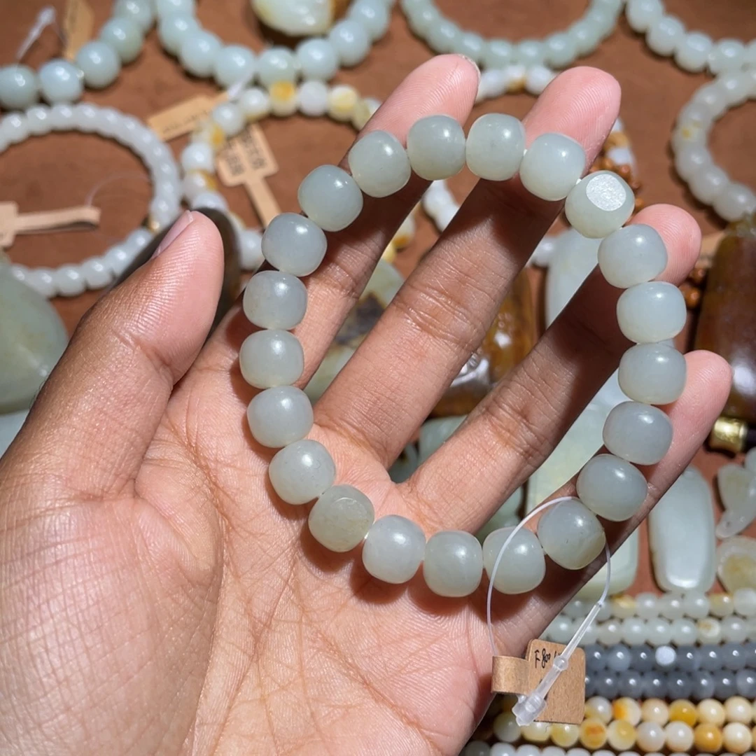 和田玉未镶嵌手链