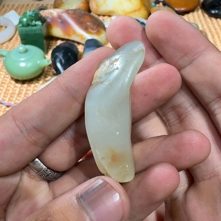 和田玉（子料）未镶嵌珠宝奇石