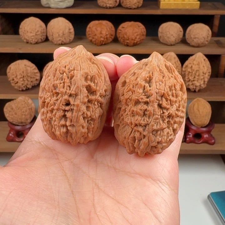 文玩核桃吊坠大蒜头全品35/40.5/47