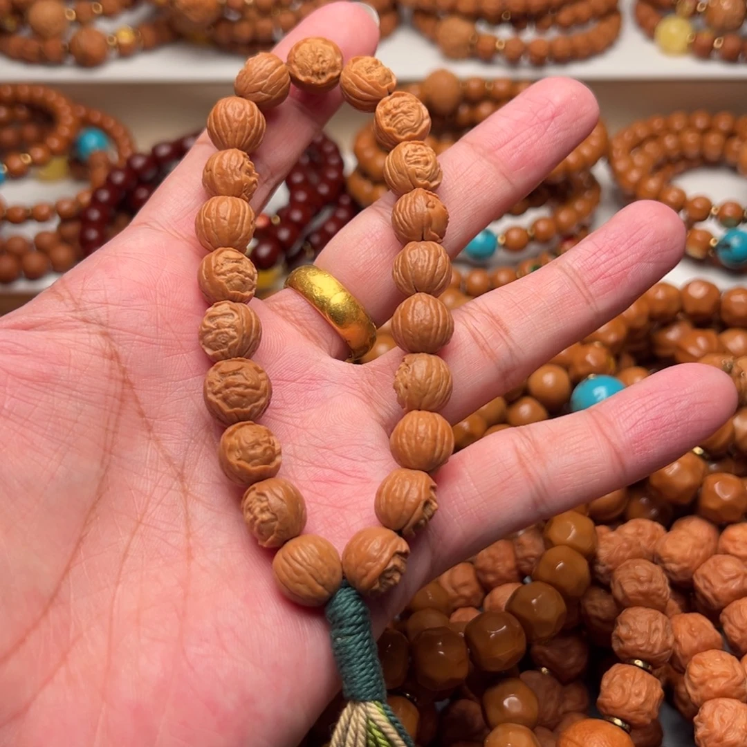 爺***岁手串猴头核桃手持