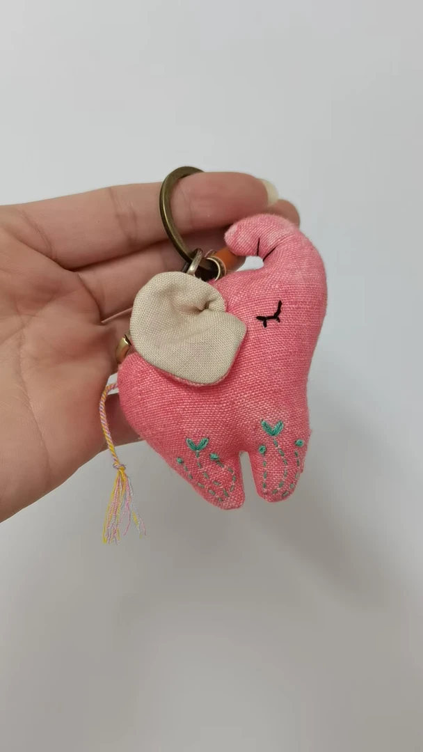 布艺手作傲娇小象