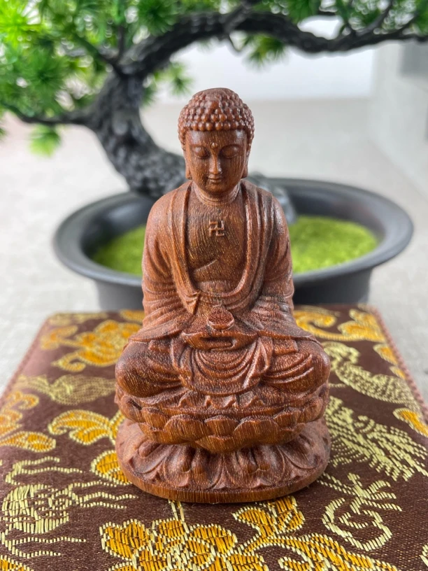 龙鳞满星大日如来 精品木雕雕刻文玩摆件