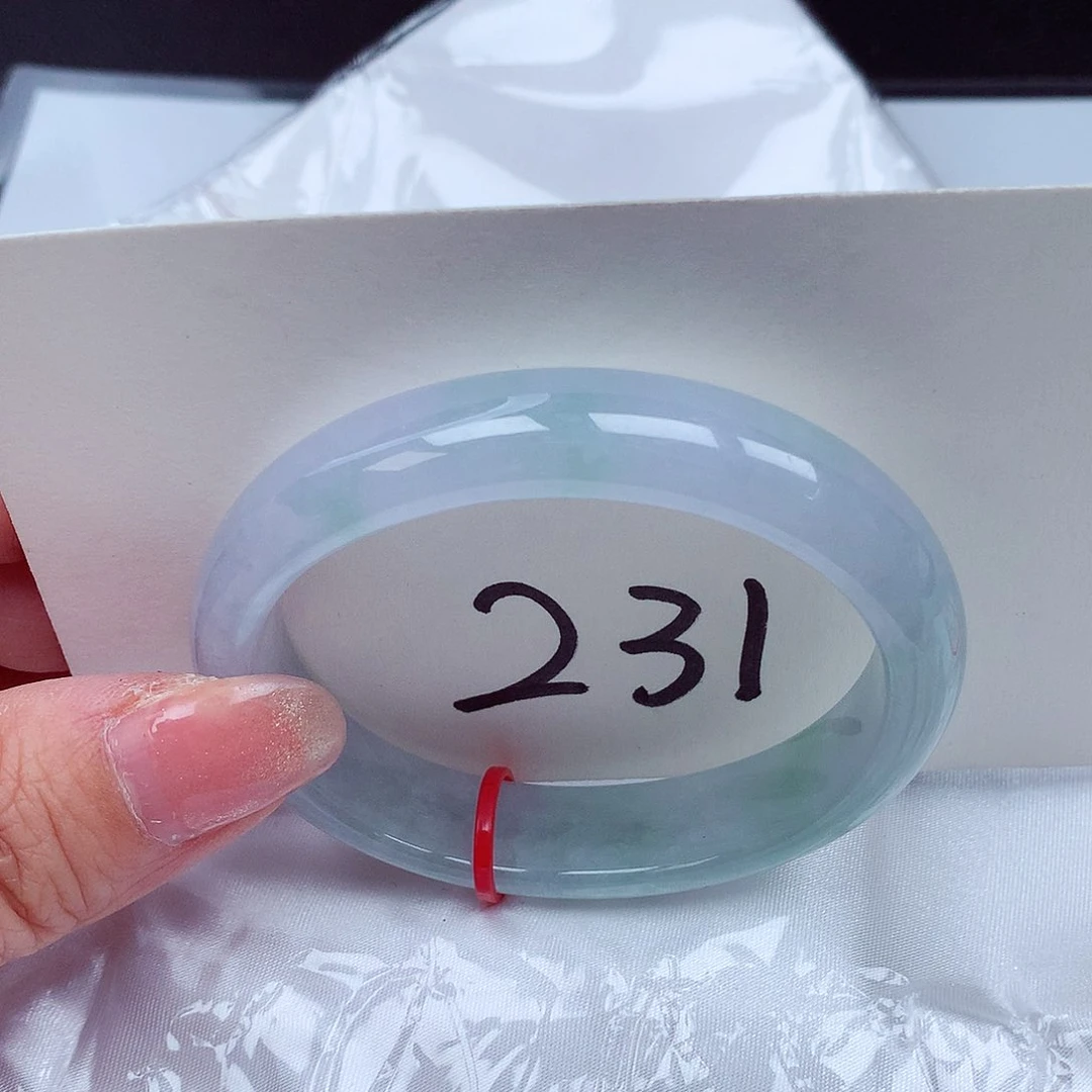 翡翠手镯（贵妃镯）未镶嵌翡翠