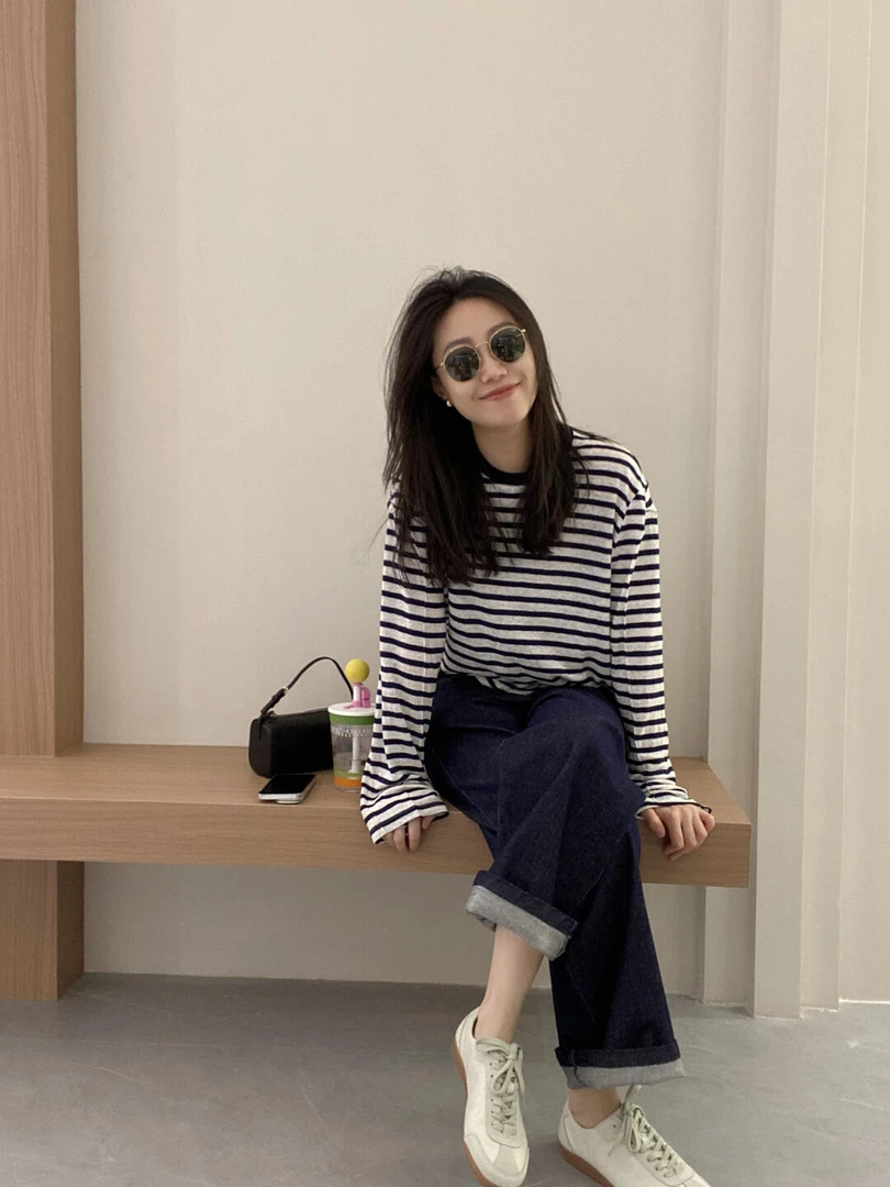 【温柔如你】2025初秋新款时尚圆领条纹百搭长袖T恤深色牛仔裤套装