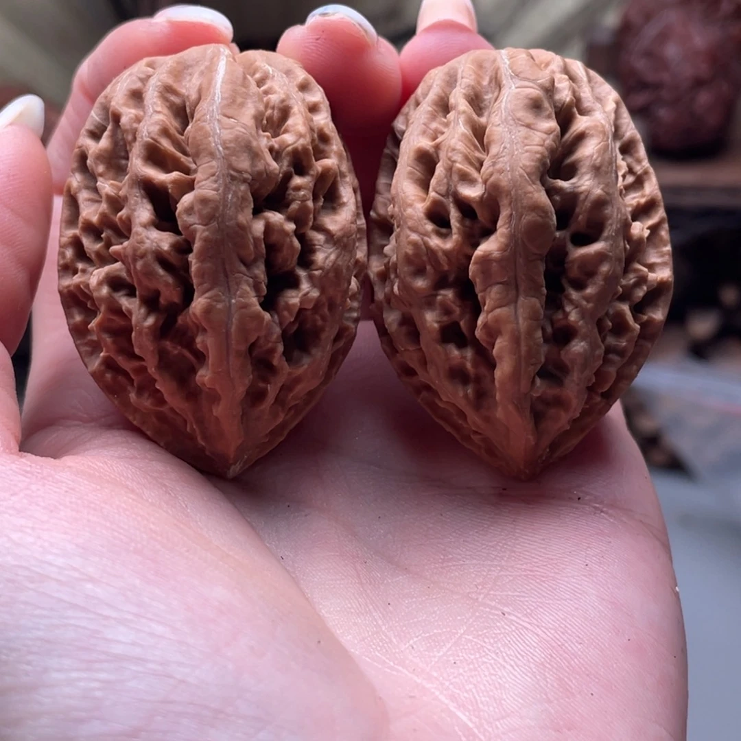 文玩核桃把件楸刀鱼138