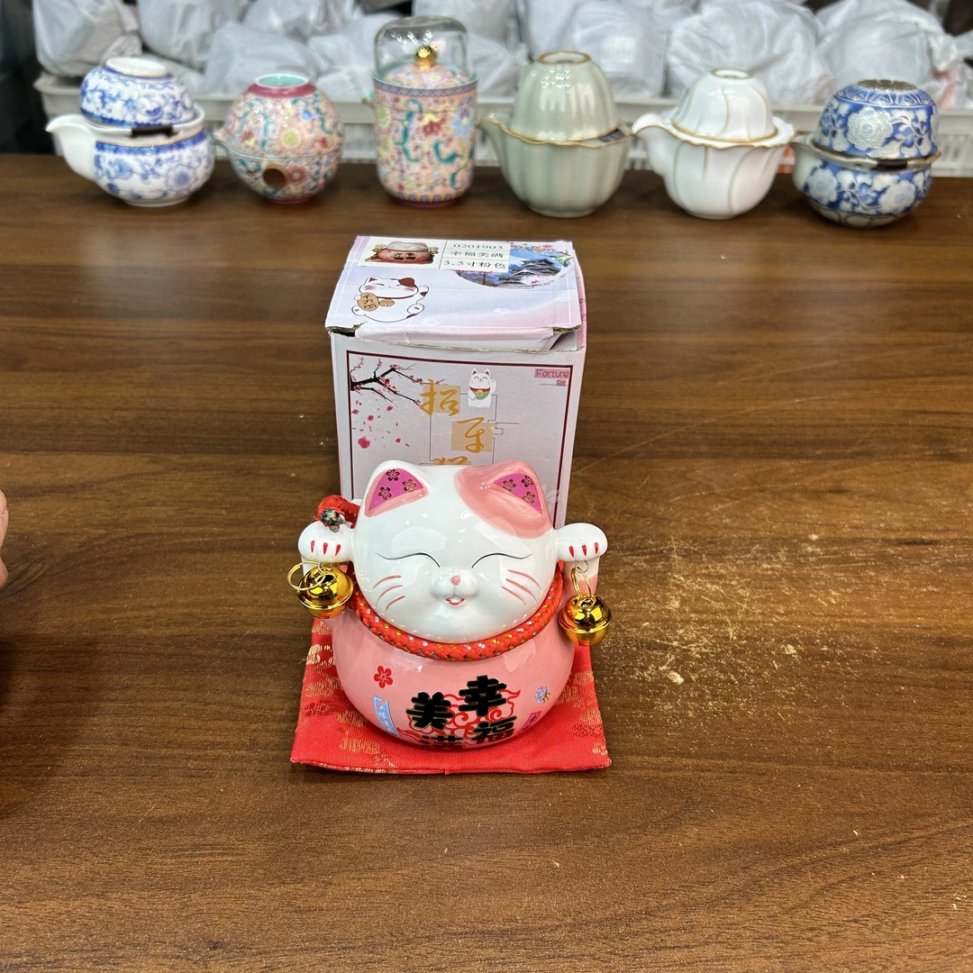 C802-招财猫茶桌摆件