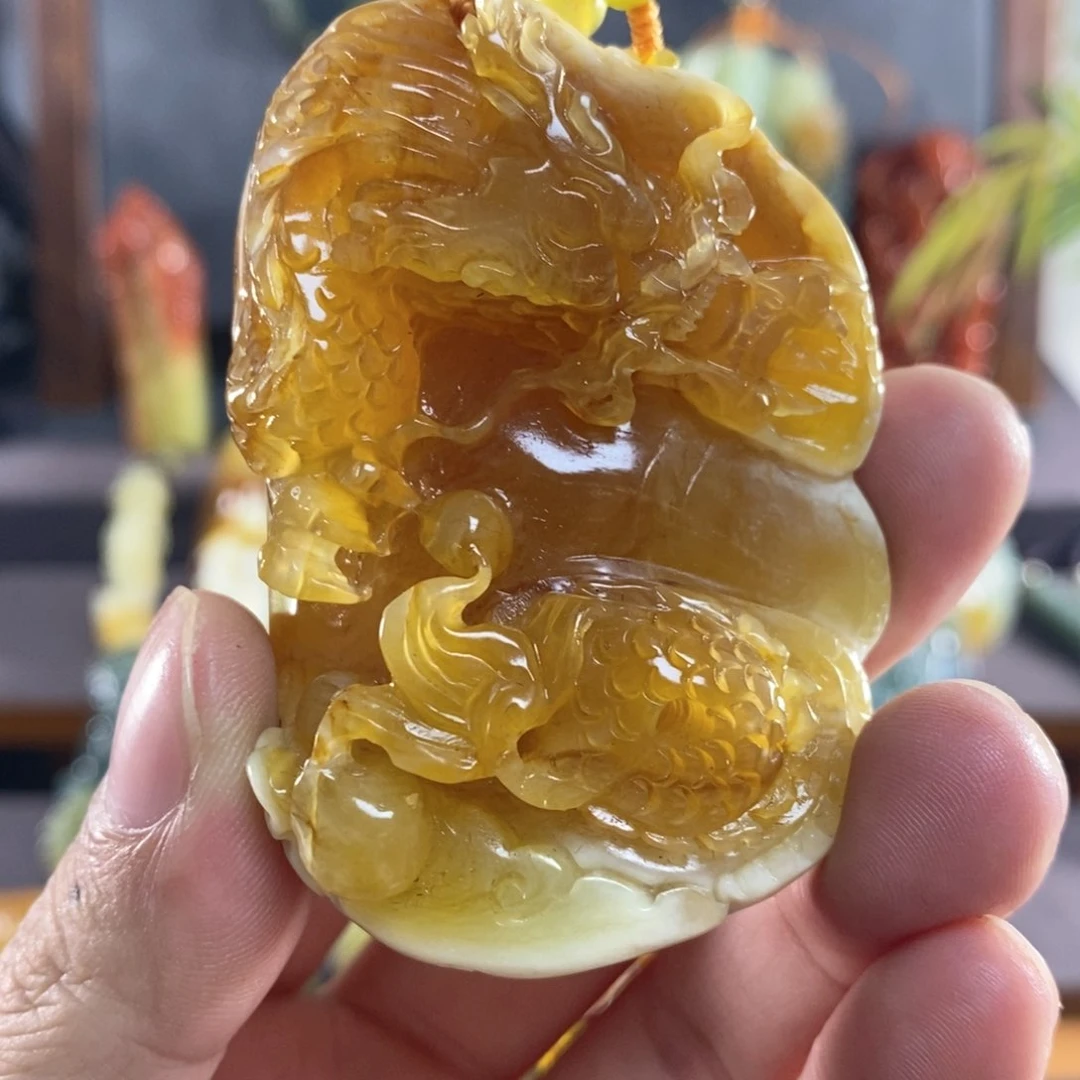 岫玉未镶嵌花玉挂件